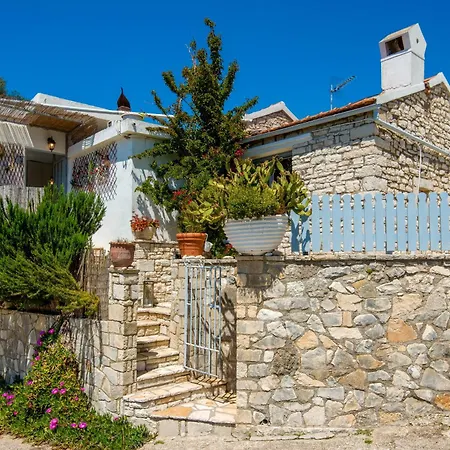 Dora Сasa de vacaciones Magaziá