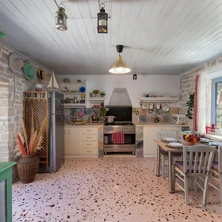 Dora Casa de Férias